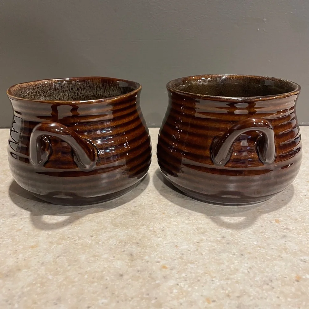 CRATE & BARREL Set of 2 Brunswick Stoneware Chili Soup Bowl Crock 2 Handles
